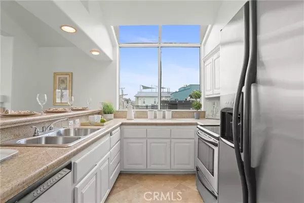 Huntington Beach, CA 92649,16778 Bayview Drive #B