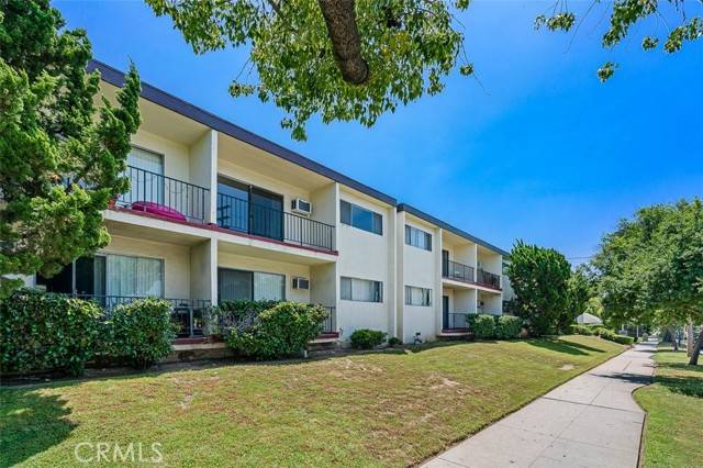 Pasadena, CA 91103,820 N Raymond Avenue