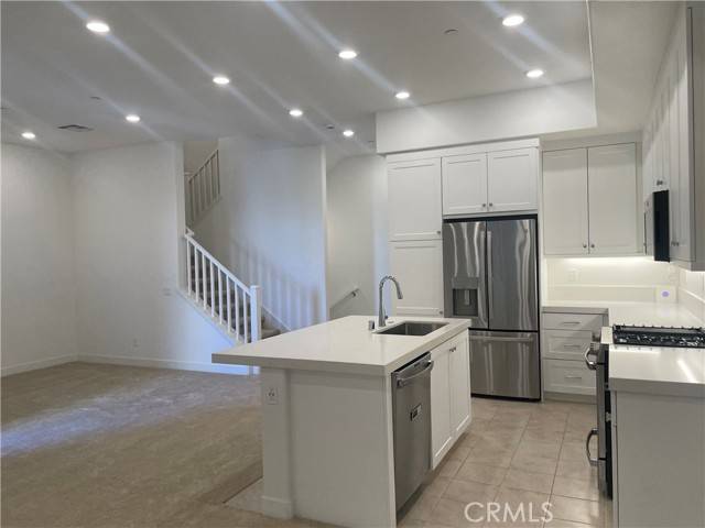 Montebello, CA 90640,415 Mulberry Lane