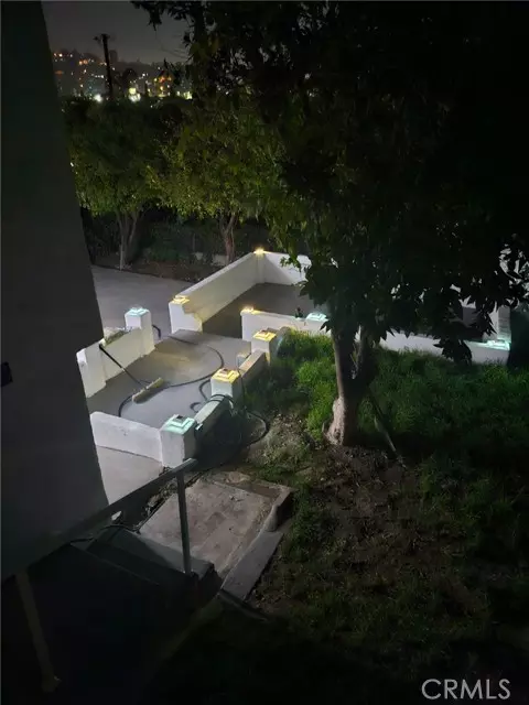 Los Angeles, CA 90042,1048 Dexter Street