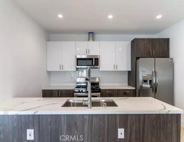 Los Angeles, CA 90007,1213 W 24th Street