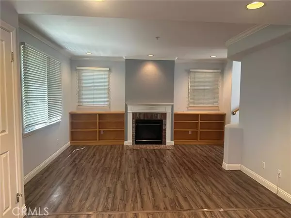 Pasadena, CA 91106,263 E Glenarm Street #101