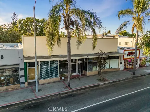 2225 Pacific Avenue, Long Beach, CA 90806