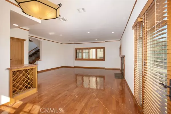 Sierra Madre, CA 91024,110 Esperanza Avenue