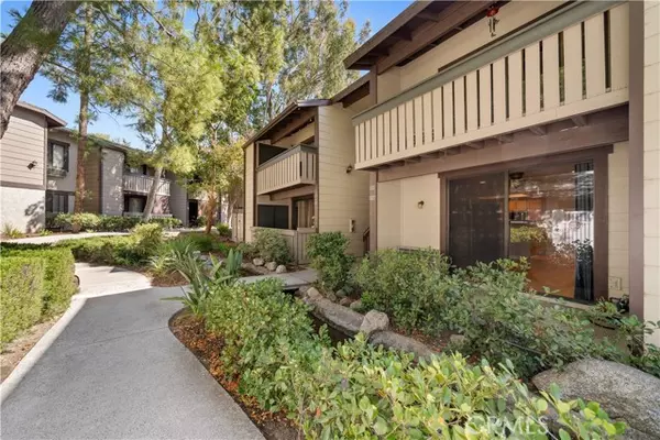 Lake Forest (el Toro), CA 92630,20702 El Toro Road #325