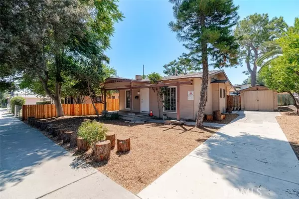 1062 E Villa Street, Pasadena, CA 91106