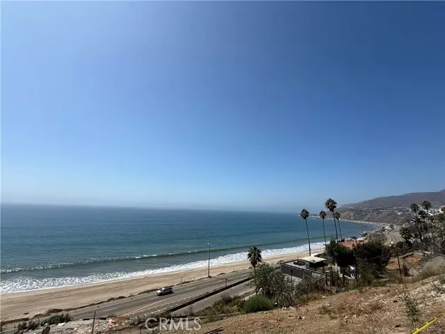 Pacific Palisades (los Angeles), CA 90272,17630 Posetano Road