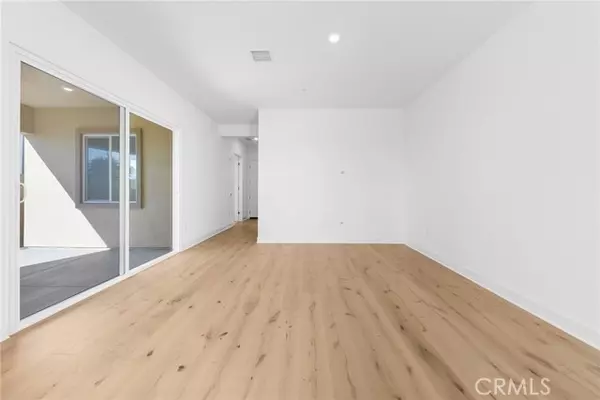 Irvine, CA 92618,117 Great Park Boulevard