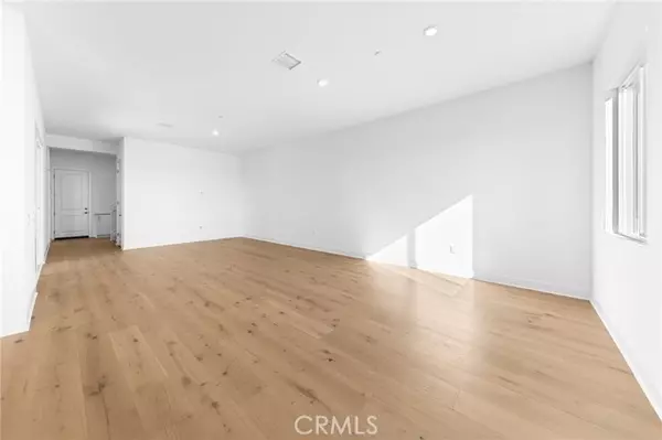 Irvine, CA 92618,117 Great Park Boulevard