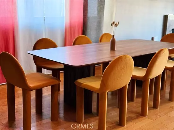 Los Angeles, CA 90065,1218 Olancha Dr