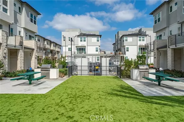 Anaheim, CA 92805,1407 w bushell Street