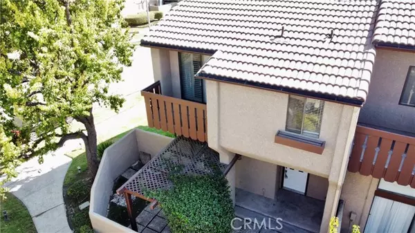 Simi Valley, CA 90365,2425 Chandler #4