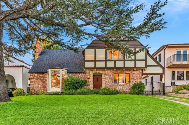 Glendale, CA 91202,869 Cumberland Road