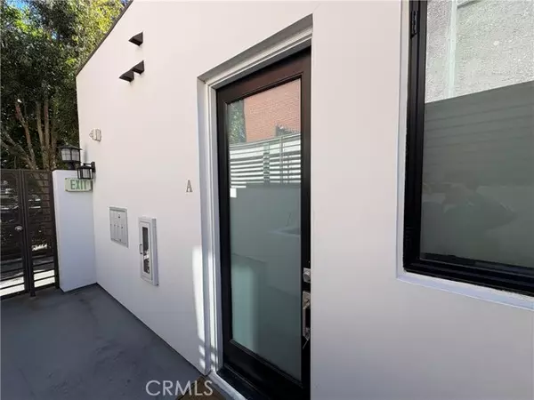 Glendale, CA 91206,115 N Adams Street #A