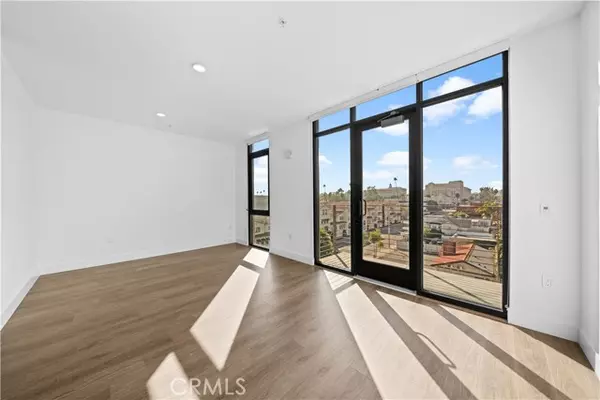 218 N El Molino Avenue #501, Pasadena, CA 91101