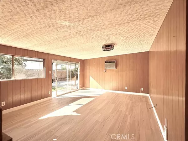 La Puente, CA 91744,545 N 5th