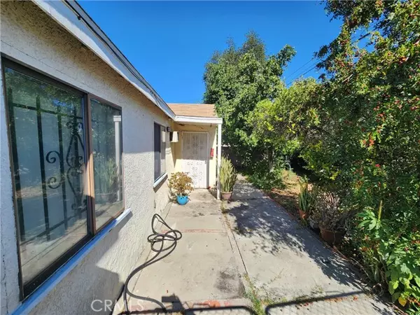 8843 Santa Fe Springs Road, Whittier, CA 90606