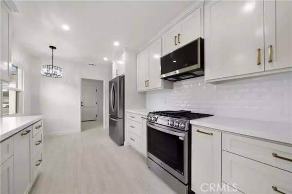 Downey, CA 90241,9314 Via Amorita