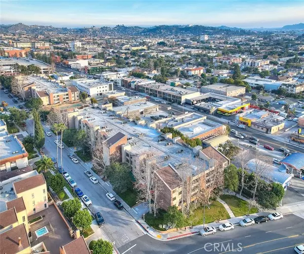 Glendale, CA 91204,460 Oak Street #201