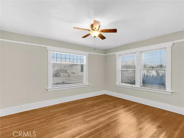 Pasadena, CA 91106,73 S Michigan Avenue