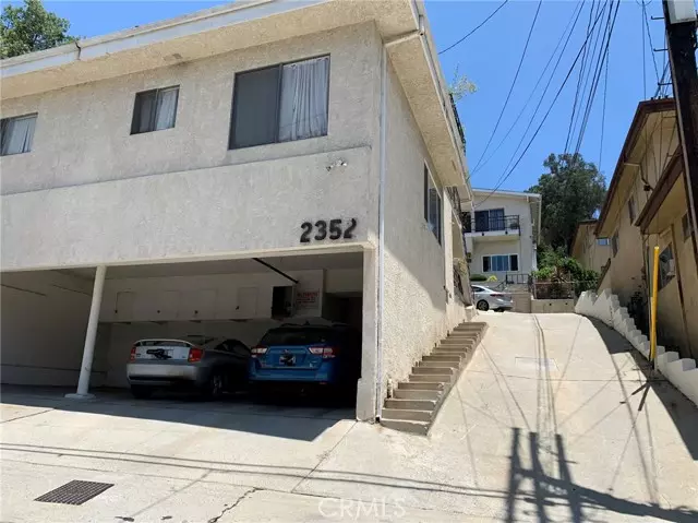 Silver Lake, CA 90039,2350 Teviot Street