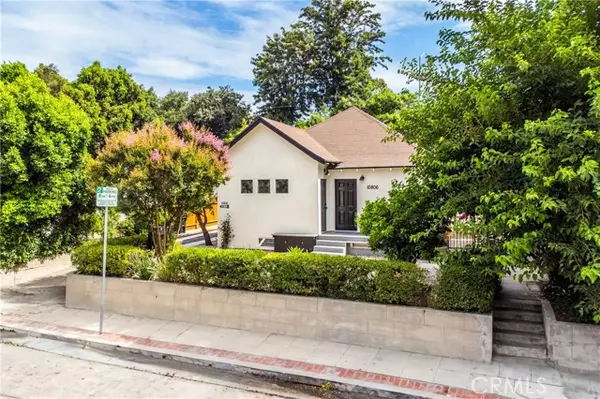 10808 Sarah Street, Toluca Lake (los Angeles), CA 91602