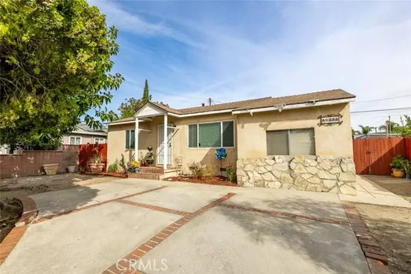 10332 Bartee Avenue, Arleta (los Angeles), CA 91331