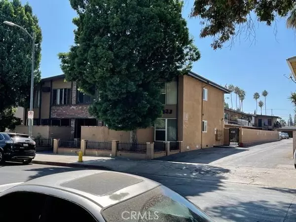 Canoga Park (los Angeles), CA 91303,7323 Independence Avenue