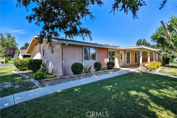 19229 Avenue Of The Oaks #A, Newhall (santa Clarita), CA 91321
