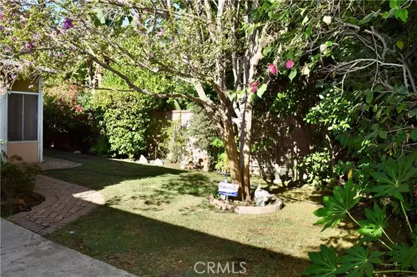 5012 Mammoth Avenue, Sherman Oaks, CA 91423