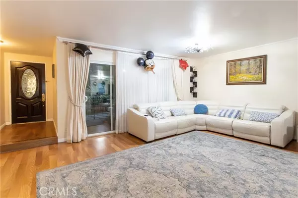 Burbank, CA 91504,9551 Via Ricardo