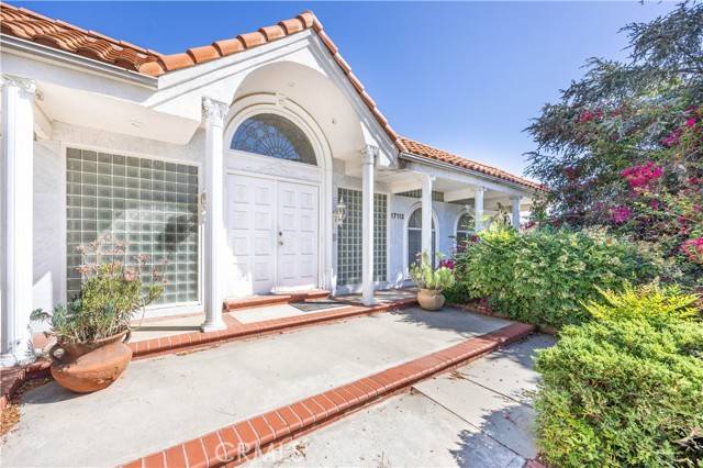 Granada Hills (los Angeles), CA 91344,17113 Lisette Street
