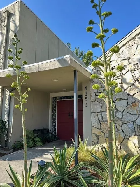 4353 Colfax Avenue #33, Studio City (los Angeles), CA 91604