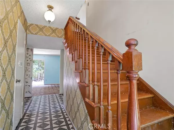 Sylmar (los Angeles), CA 91342,14923 La Valle Street