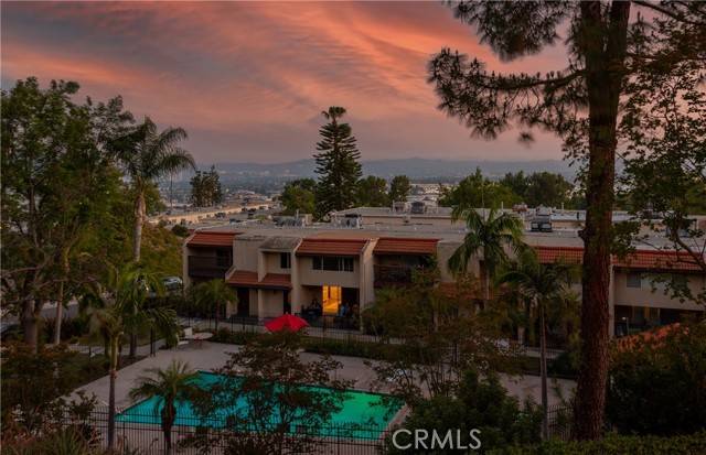 Burbank, CA 91504,9418 Via Patricia #30