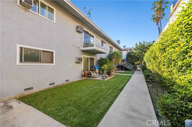 Burbank, CA 91501,418 E Harvard Road #D