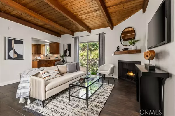 4230 Whitsett Avenue #6, Studio City (los Angeles), CA 91604