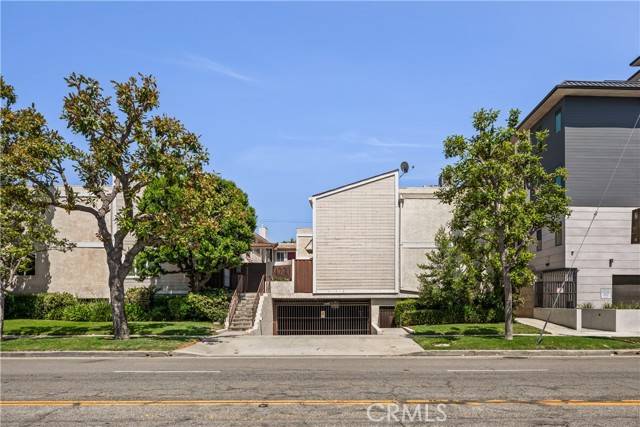 Studio City (los Angeles), CA 91604,4230 Whitsett Avenue #6
