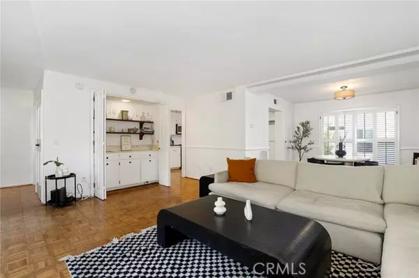 Sherman Oaks, CA 91401,5327 Coldwater Canyon Avenue #D