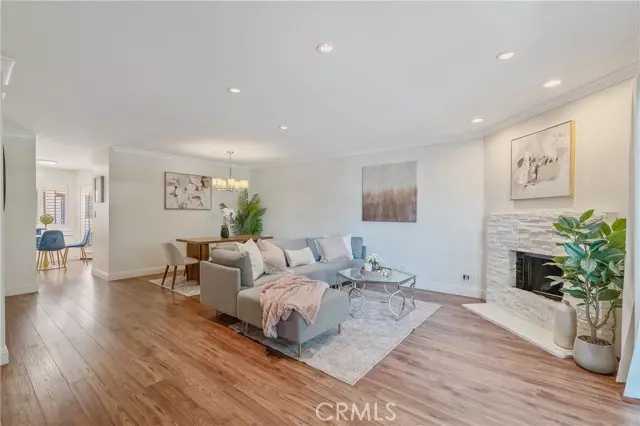 Valley Village, CA 91607,12330 Magnolia Boulevard #101