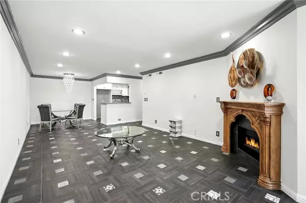 Valley Village, CA 91607,12720 Burbank Boulevard #121
