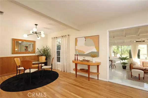 Sunland (los Angeles), CA 91040,8220 Owens Street