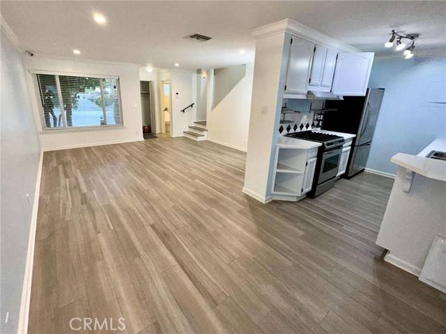 11138 Aqua Vista Street #3, Studio City (los Angeles), CA 91602