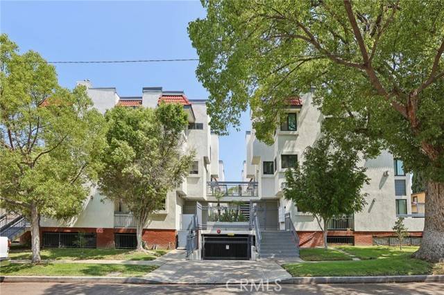 345 W Acacia Avenue #7, Glendale, CA 91204