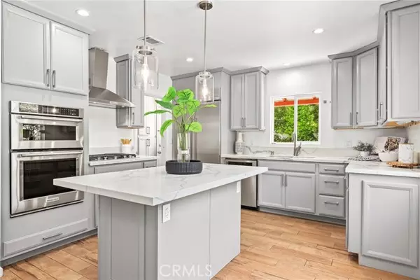 Burbank, CA 91504,1024 Hamline Place