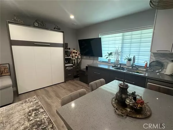 Sylmar (los Angeles), CA 91342,12990 Halford Street