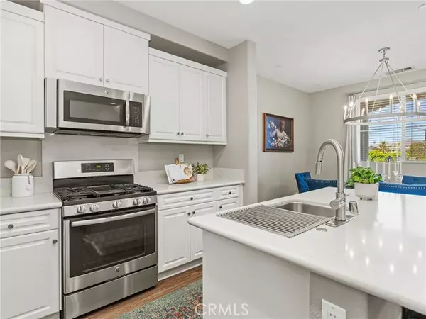 Panorama City (los Angeles), CA 91402,14860 Nordhoff Street