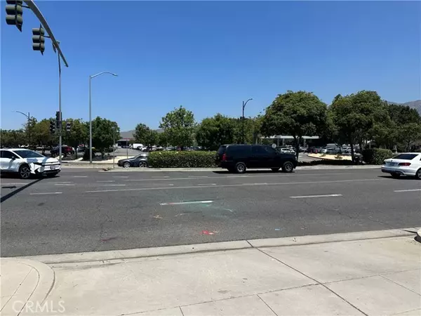 Burbank, CA 91506,1004 W Burbank Boulevard