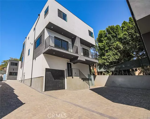 Los Angeles, CA 90026,2129 Aaron Street #1