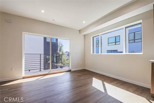 Los Angeles, CA 90026,2129 Aaron Street #1